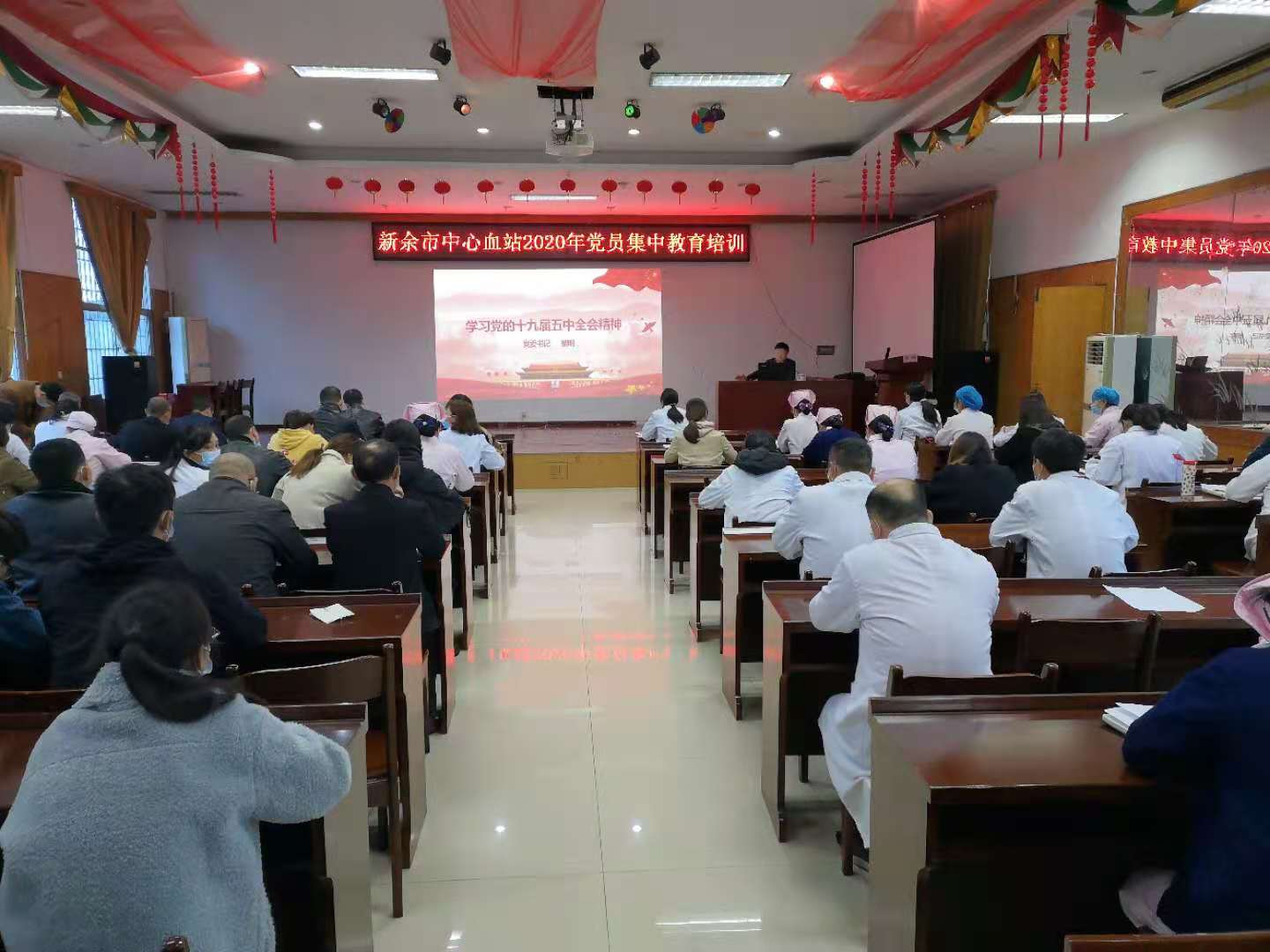 點擊新窗口打開大圖