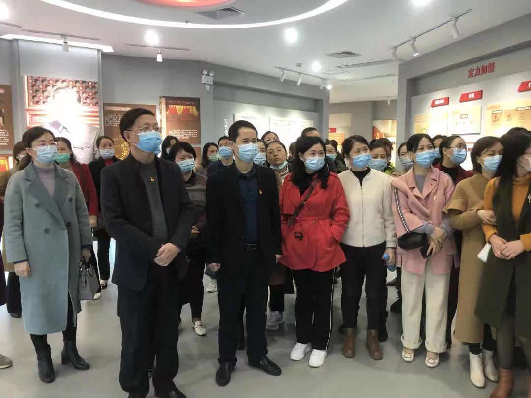 點擊新窗口打開大圖